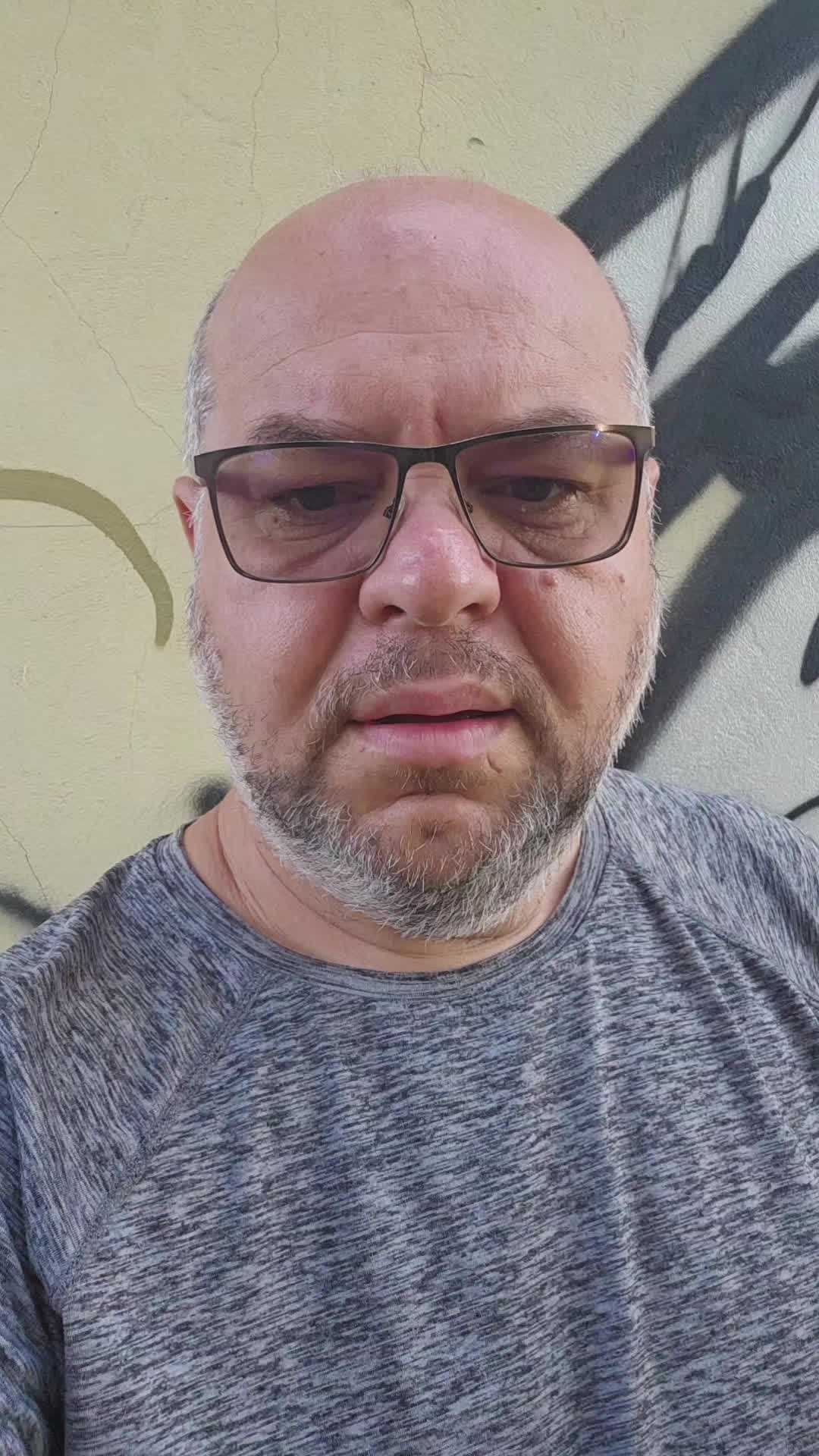 Previzualizare video TikTok @bobbydziarist