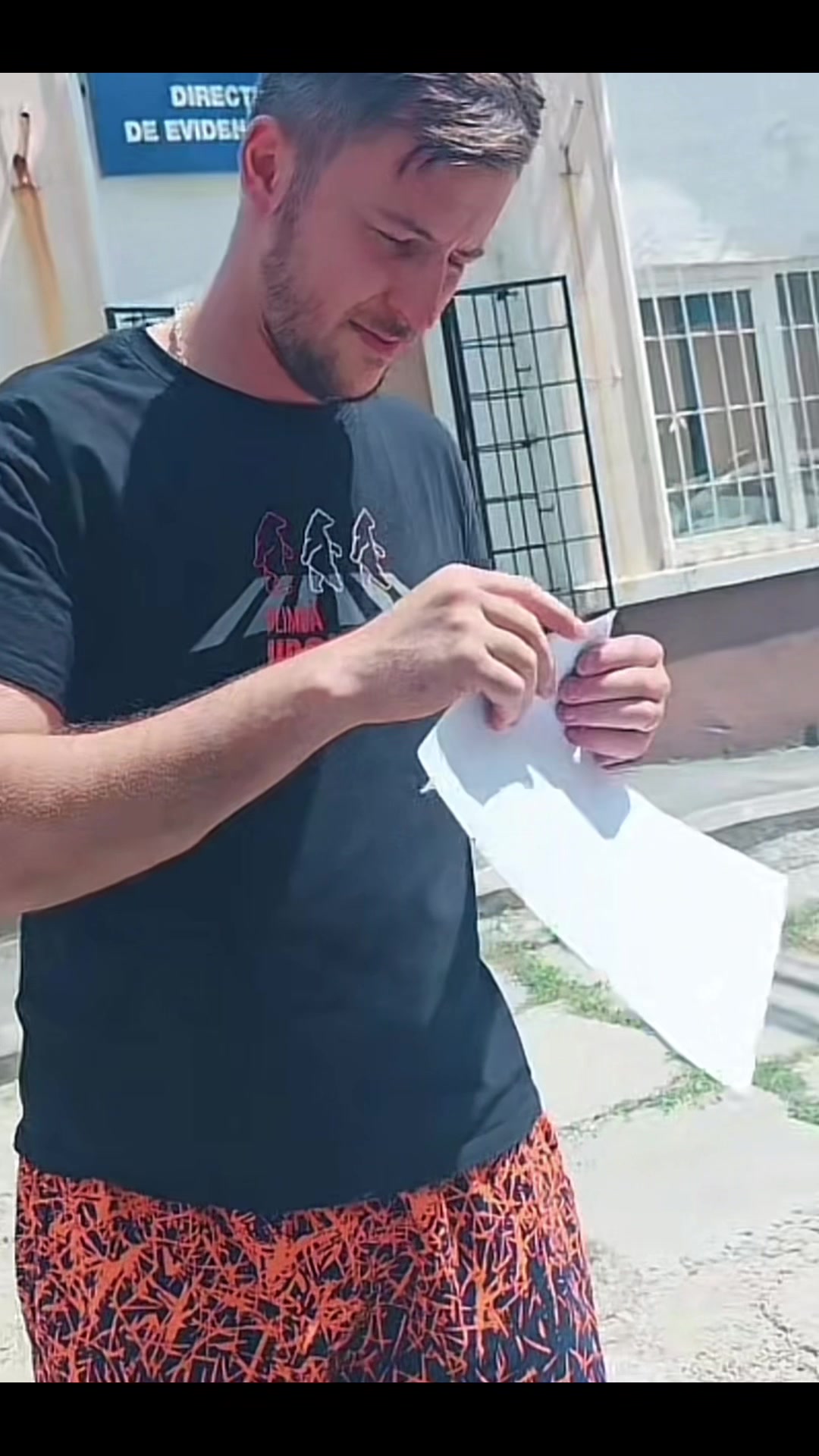 Previzualizare video TikTok @levendis.lev317