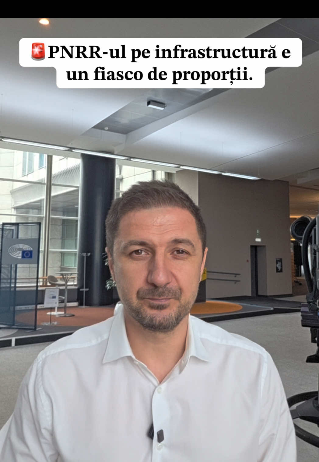 Previzualizare video TikTok @adrian_axinia