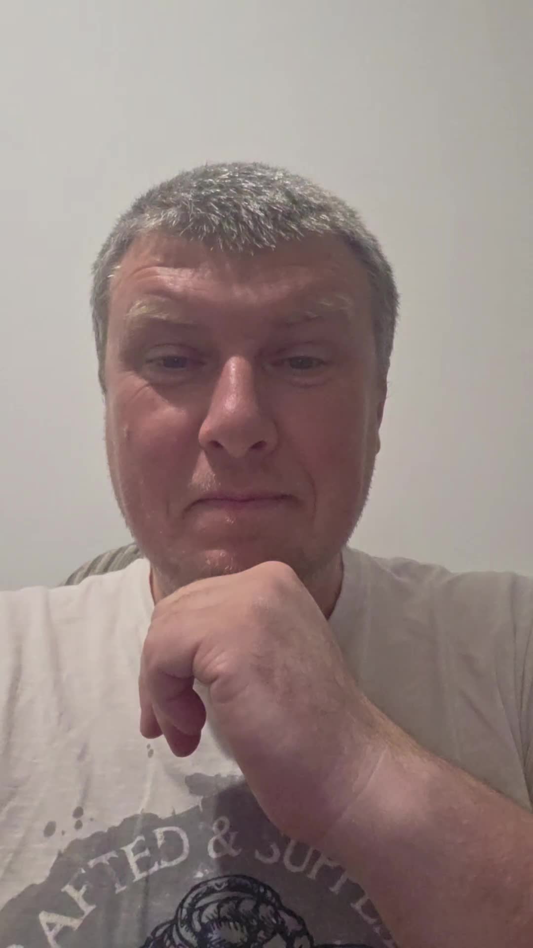 Previzualizare video TikTok @suveranistcg
