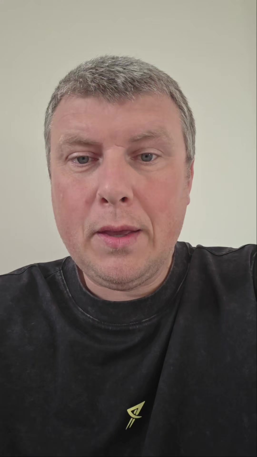 Previzualizare video TikTok @suveranistcg