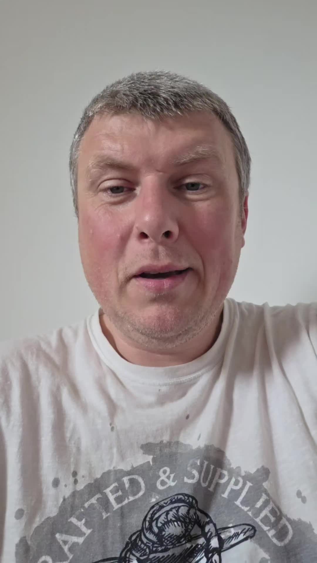 Previzualizare video TikTok @suveranistcg