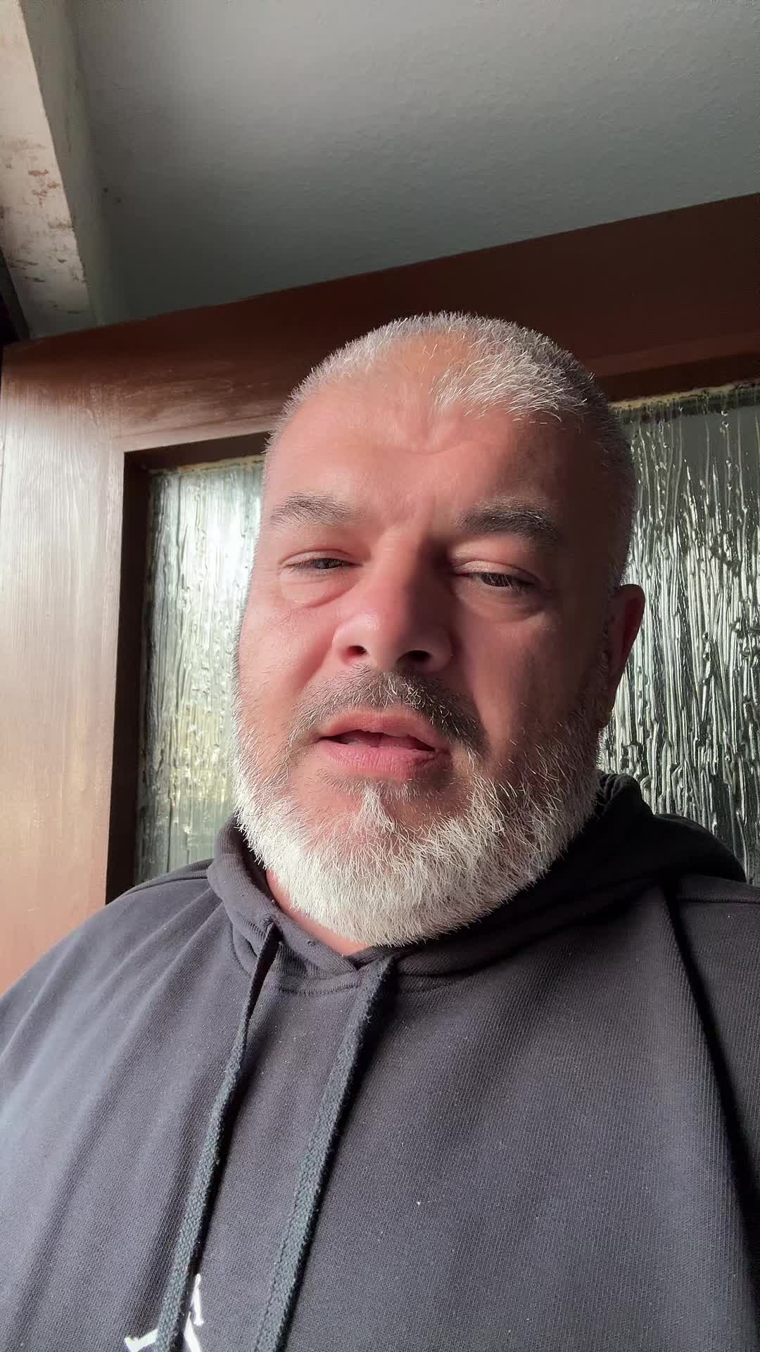 Previzualizare video TikTok @_b.cezar._