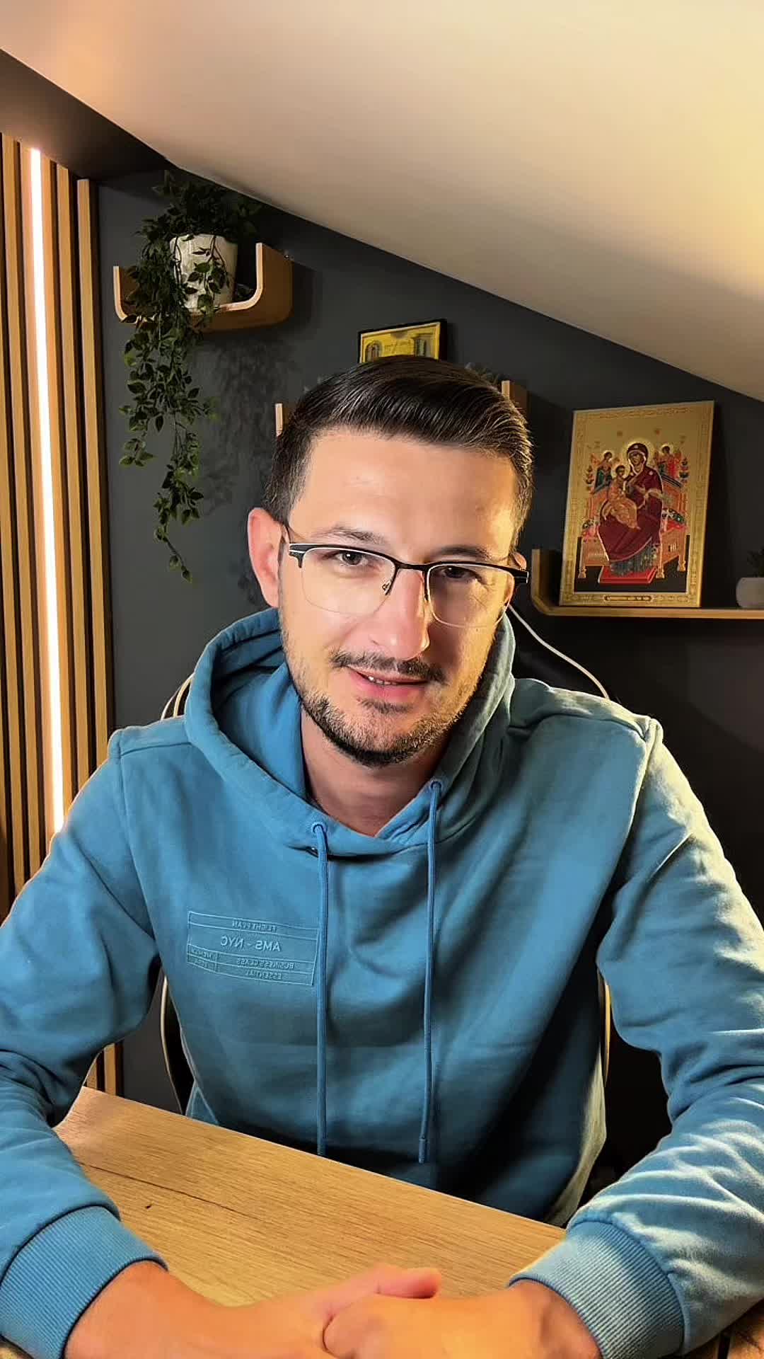 Previzualizare video TikTok @eduardpopa.ro