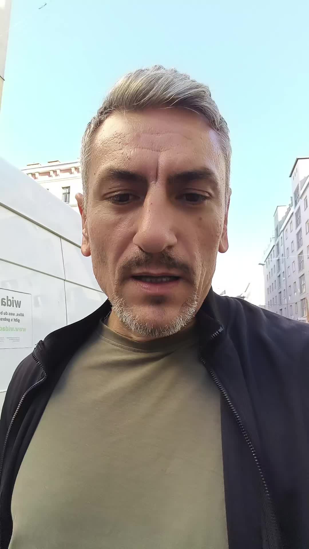 Previzualizare video TikTok @lungoldcristian