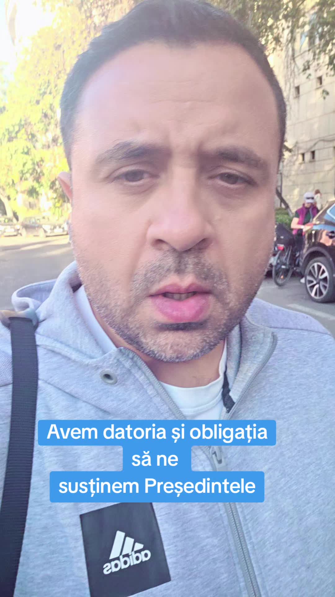 Previzualizare video TikTok @laur.cg2