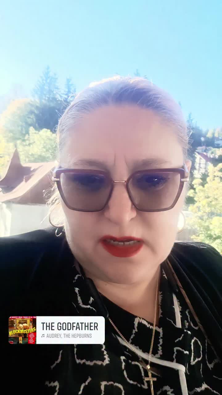 Previzualizare video TikTok @diana.i.sosoaca.official