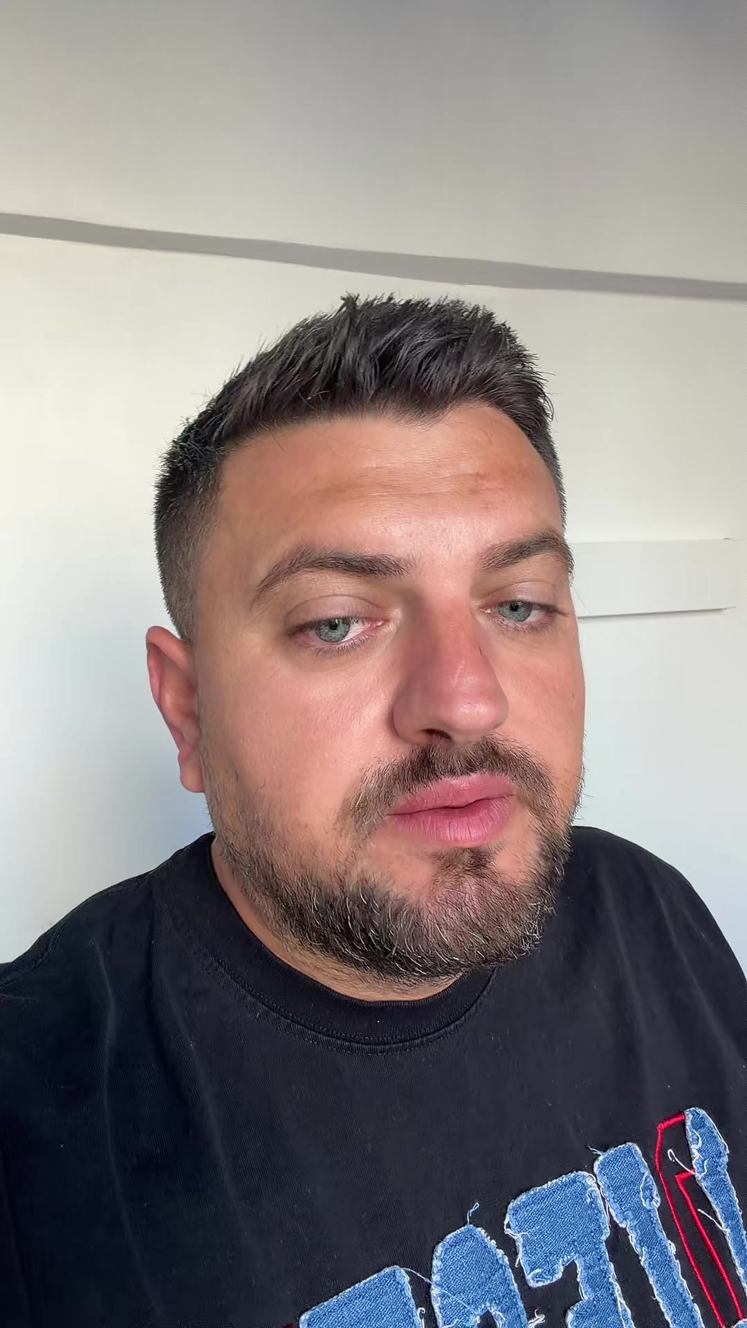Previzualizare video TikTok @sarpe.valy
