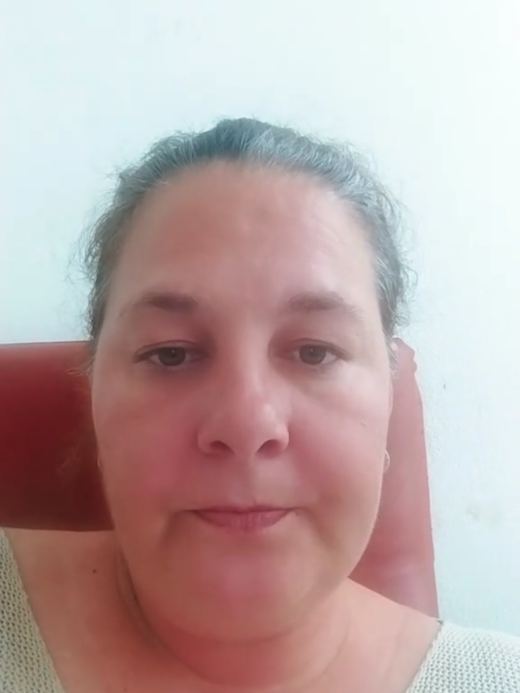 Previzualizare video TikTok @s.o.s.alexandra.anton