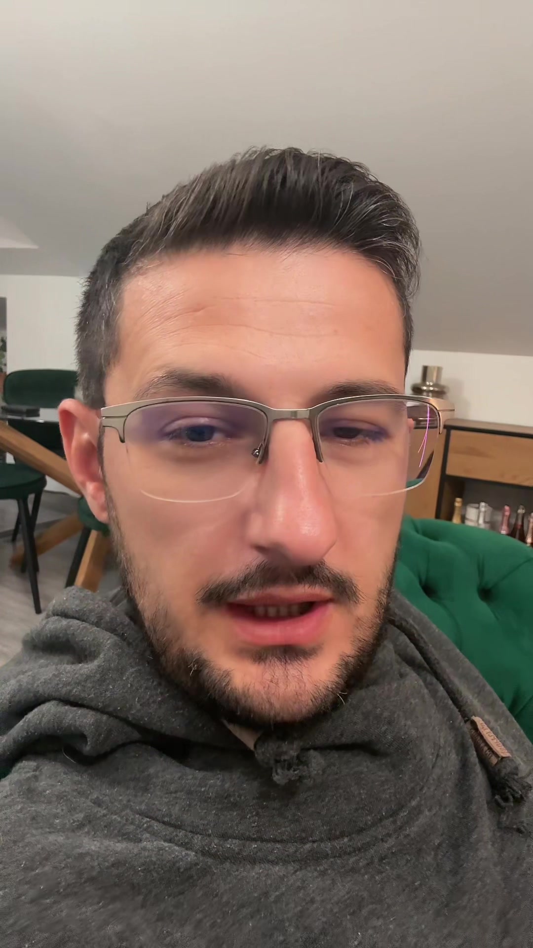 Previzualizare video TikTok @eduardpopa.ro