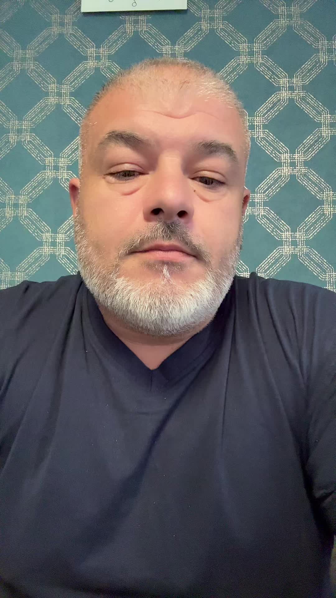Previzualizare video TikTok @_b.cezar._